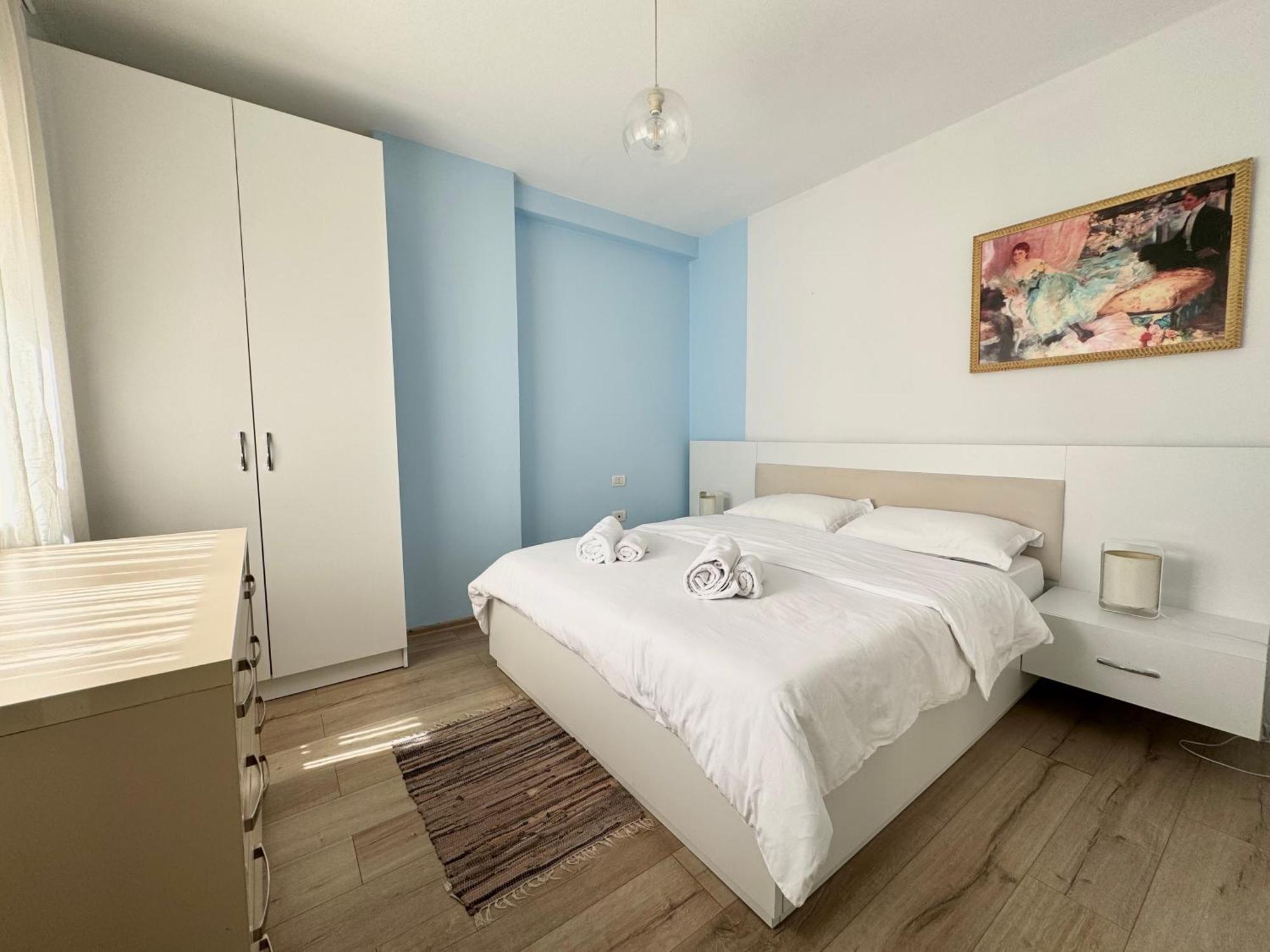Apartment In The New Bazaar Of Tirana - Hana Blu Εξωτερικό φωτογραφία